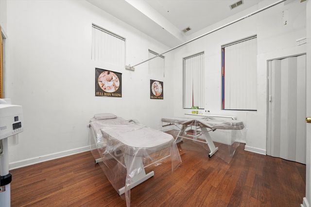 1901 W Chicago Avenue 1, Chicago, IL 60622