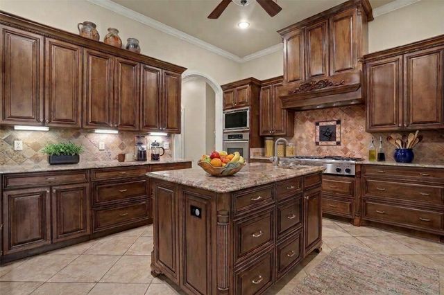 608 E Glendale Street, Broken Arrow, OK 74011