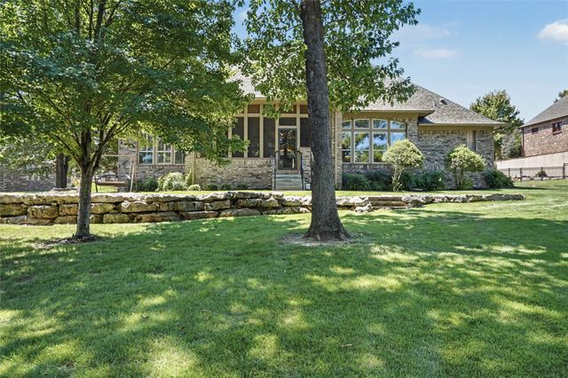 608 E Glendale Street, Broken Arrow, OK 74011
