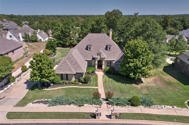 608 E Glendale Street, Broken Arrow, OK 74011