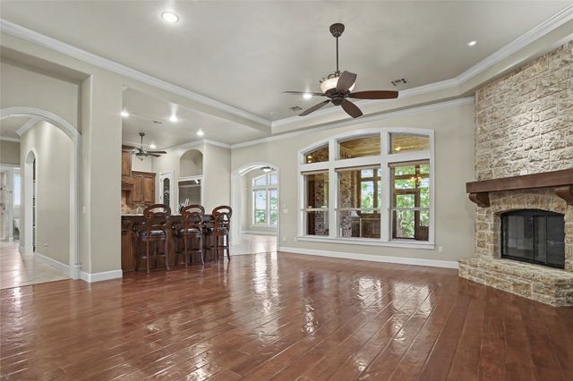 608 E Glendale Street, Broken Arrow, OK 74011