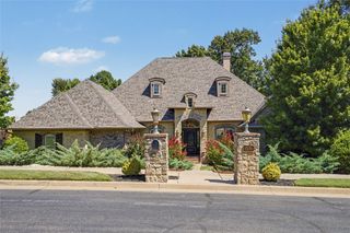 608 E Glendale Street, Broken Arrow, OK 74011