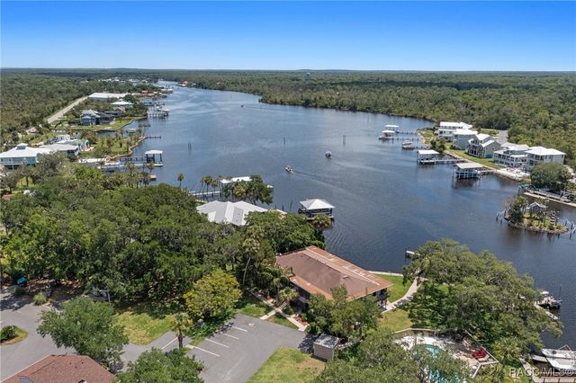 5215 S Swiftwater Way 3, Homosassa, FL 34448