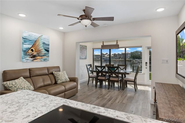 5215 S Swiftwater Way 3, Homosassa, FL 34448