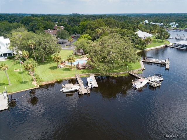 5215 S Swiftwater Way 3, Homosassa, FL 34448