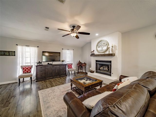 2107 Countryside Drive, Denton, TX 76208