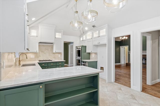 1304 Black Oak Drive, Carrollton, TX 75007
