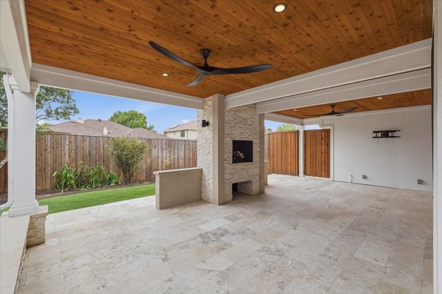 1304 Black Oak Drive, Carrollton, TX 75007