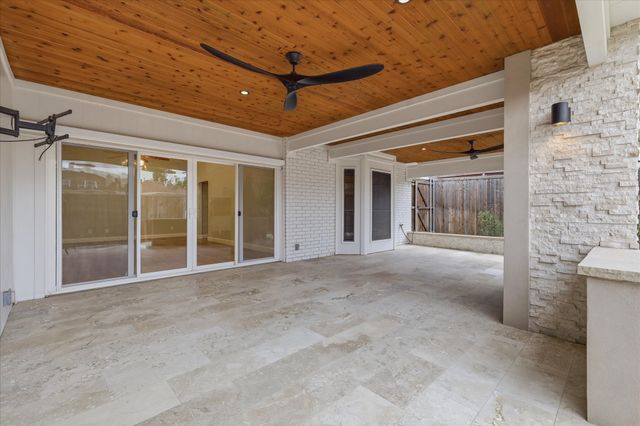 1304 Black Oak Drive, Carrollton, TX 75007