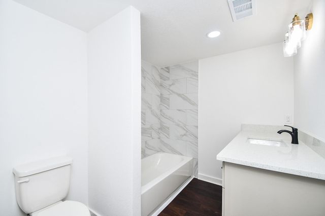 2636 Lone Oak Road, Houston, TX 77093