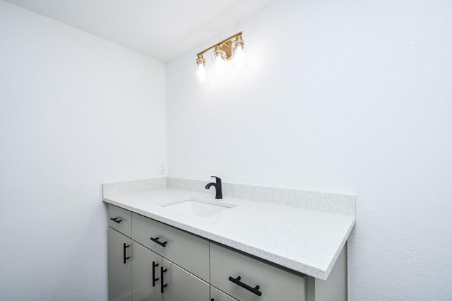 2636 Lone Oak Road, Houston, TX 77093