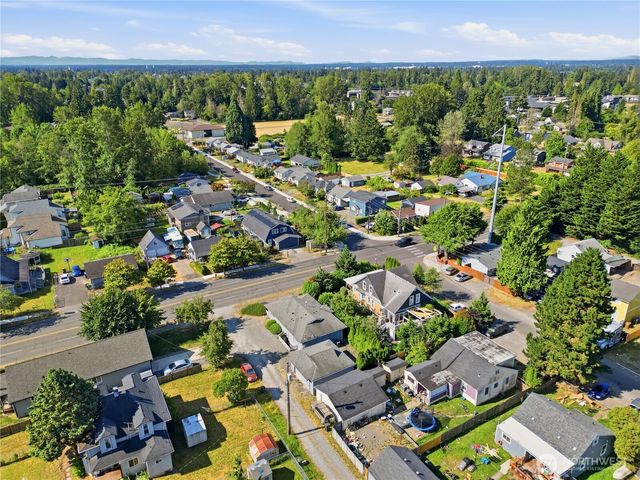 207 E 84th St Street, Tacoma, WA 98445