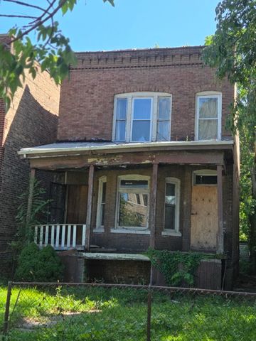 6711 S UNION Avenue, Chicago, IL 60621