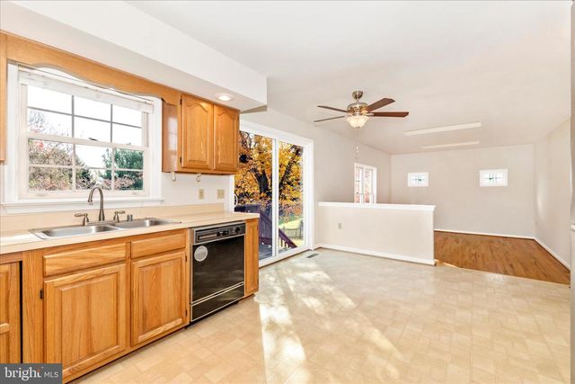 10255 ROLLINGRIDGE CT, Myersville, MD 21773