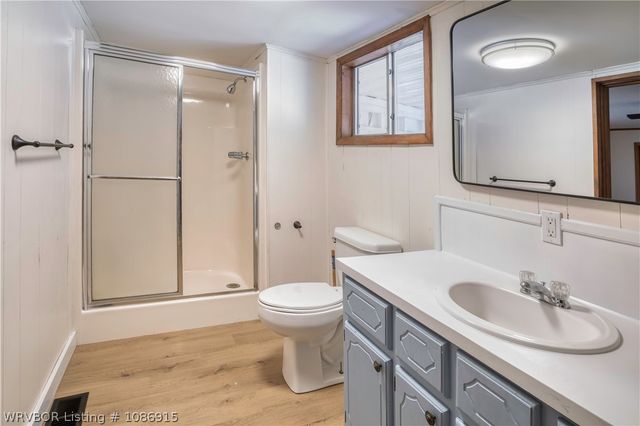 100 Packard Street, Mansfield, AR 72944