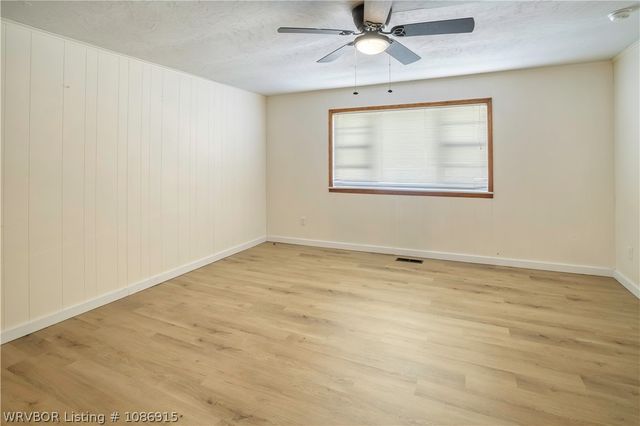 100 Packard Street, Mansfield, AR 72944