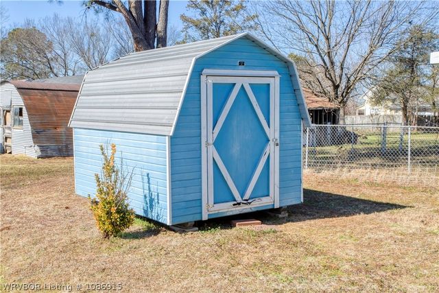 100 Packard Street, Mansfield, AR 72944