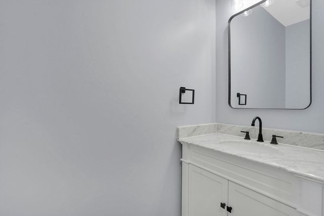 57 America St, Chicopee, MA 01013