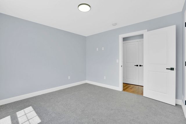 57 America St, Chicopee, MA 01013