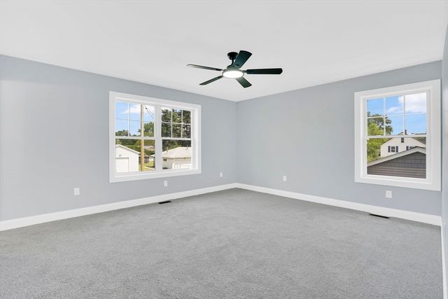 57 America St, Chicopee, MA 01013