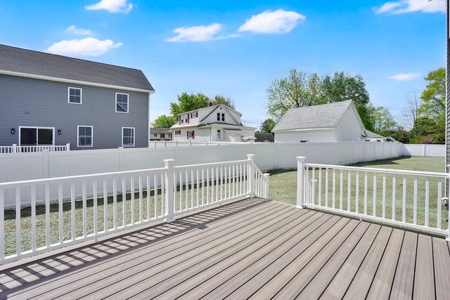 57 America St, Chicopee, MA 01013