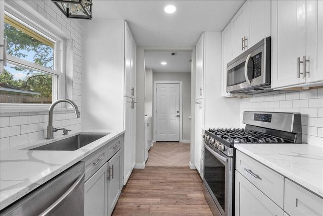 16239 Brookford Drive, Houston, TX 77059