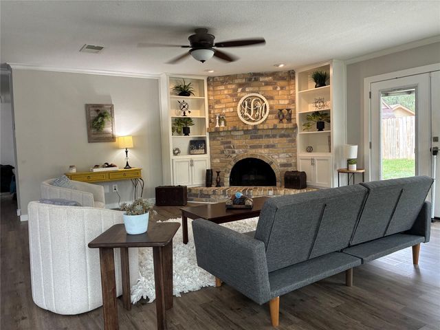 16239 Brookford Drive, Houston, TX 77059