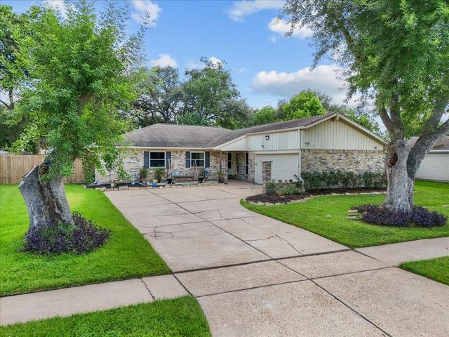 16239 Brookford Drive, Houston, TX 77059