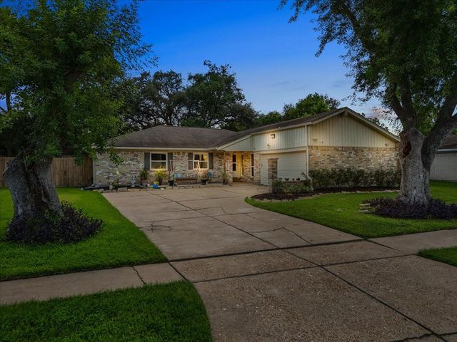 16239 Brookford Drive, Houston, TX 77059