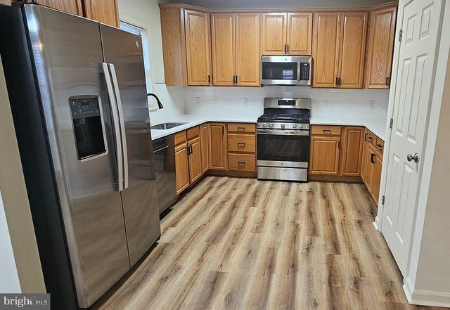 2822 SLINGERLAND DR, Fredericksburg, VA 22408