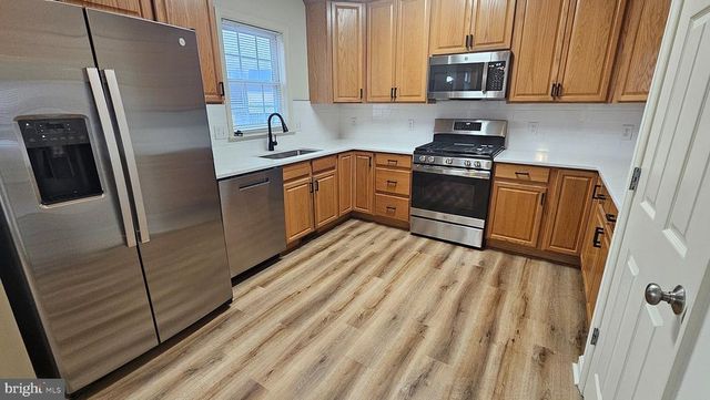 2822 SLINGERLAND DR, Fredericksburg, VA 22408