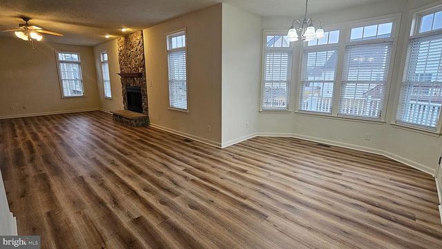 2822 SLINGERLAND DR, Fredericksburg, VA 22408