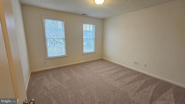 2822 SLINGERLAND DR, Fredericksburg, VA 22408