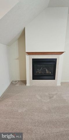 2822 SLINGERLAND DR, Fredericksburg, VA 22408