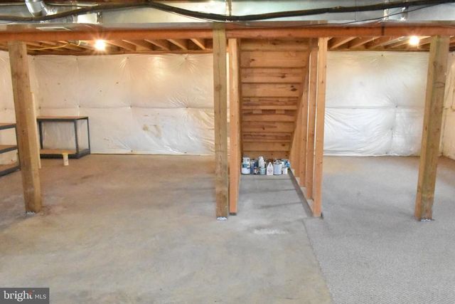 2822 SLINGERLAND DR, Fredericksburg, VA 22408