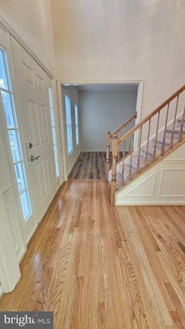 2822 SLINGERLAND DR, Fredericksburg, VA 22408