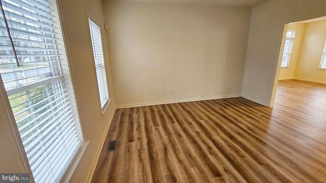 2822 SLINGERLAND DR, Fredericksburg, VA 22408