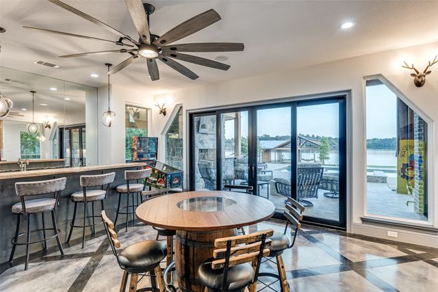 372 Pleasant View Road, Winnsboro, TX 75494