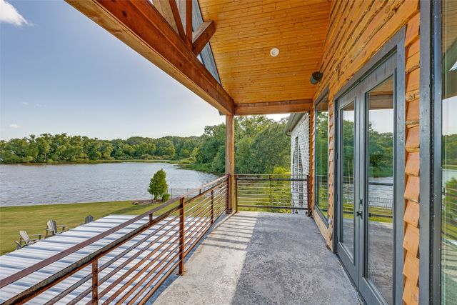 372 Pleasant View Road, Winnsboro, TX 75494