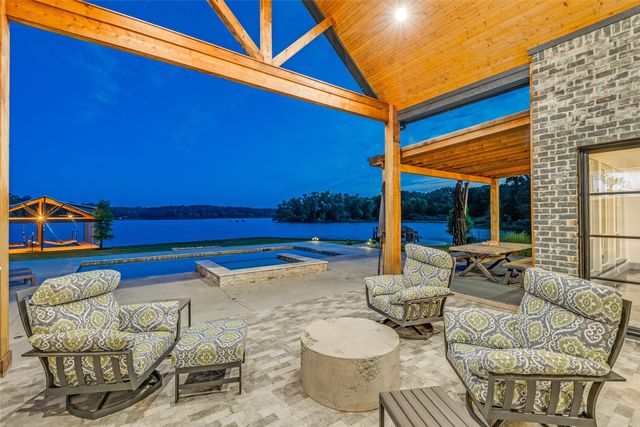 372 Pleasant View Road, Winnsboro, TX 75494