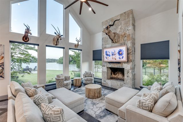 372 Pleasant View Road, Winnsboro, TX 75494