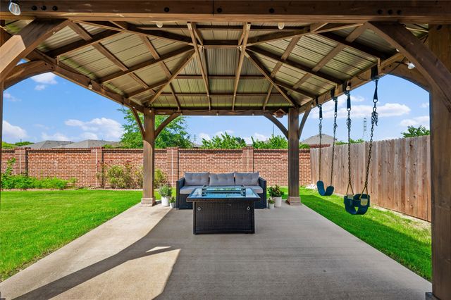 1209 Alnwick Lane, Saginaw, TX 76131