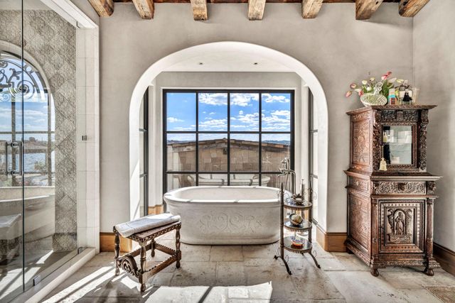 419 Lighthouse DR, Horseshoe Bay, TX 78657