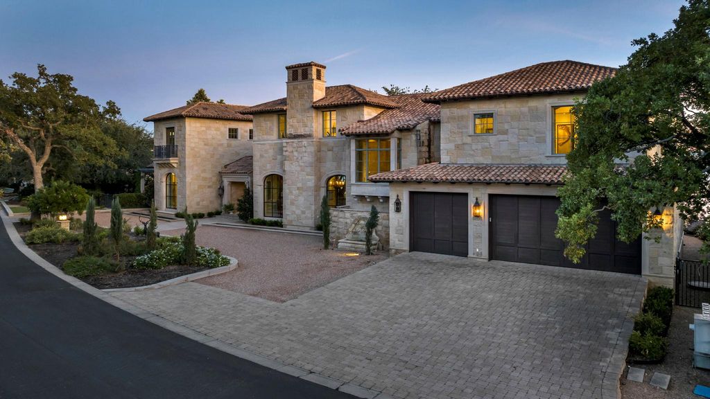 419 Lighthouse DR, Horseshoe Bay, TX 78657