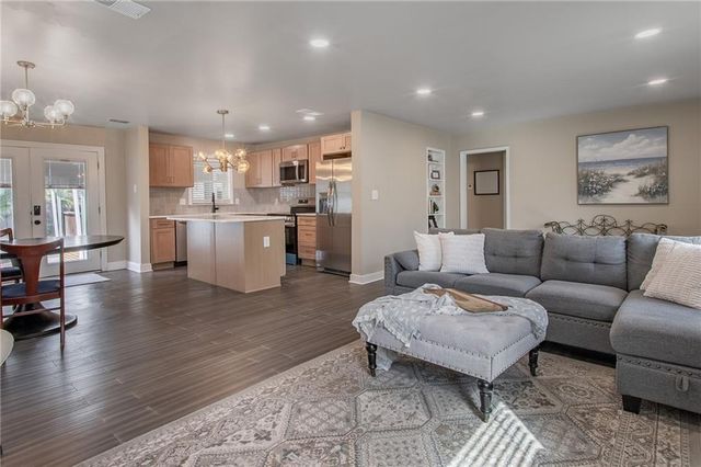 1956 Myrtle Avenue, Mobile, AL 36606