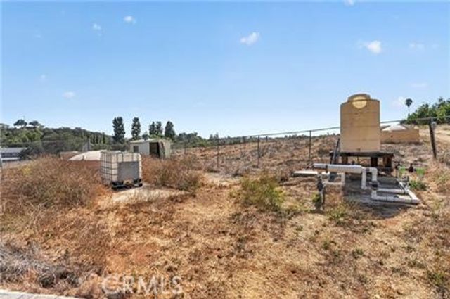 982 Live Oak Park Road, Fallbrook, CA 92028
