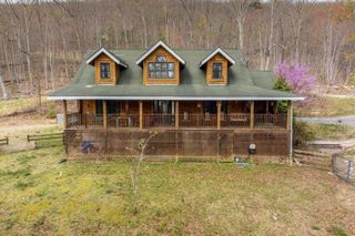 2025 CUTBANK LN, Elkton, VA 22827