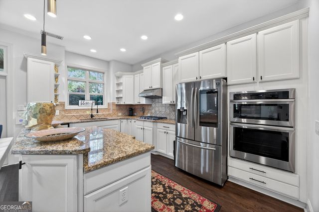 6025 Golf View Crossing, Locust Grove, GA 30248