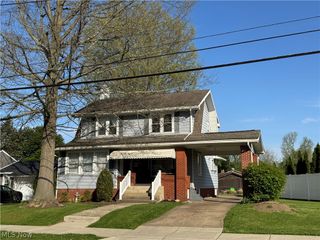 1003 Eastport Avenue, Uhrichsville, OH 44683