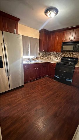 2605 E 17TH AVENUE, Tampa, FL 33605